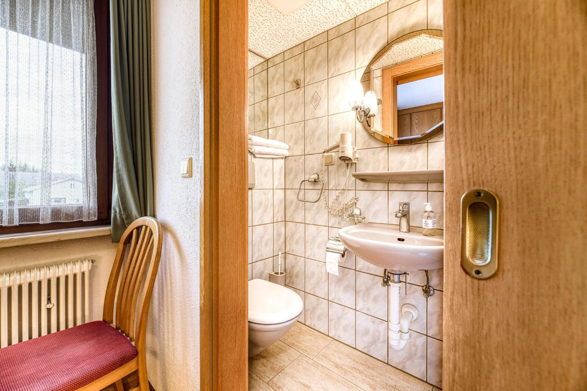 Gasthaus Hecht Hochst Bagian luar foto