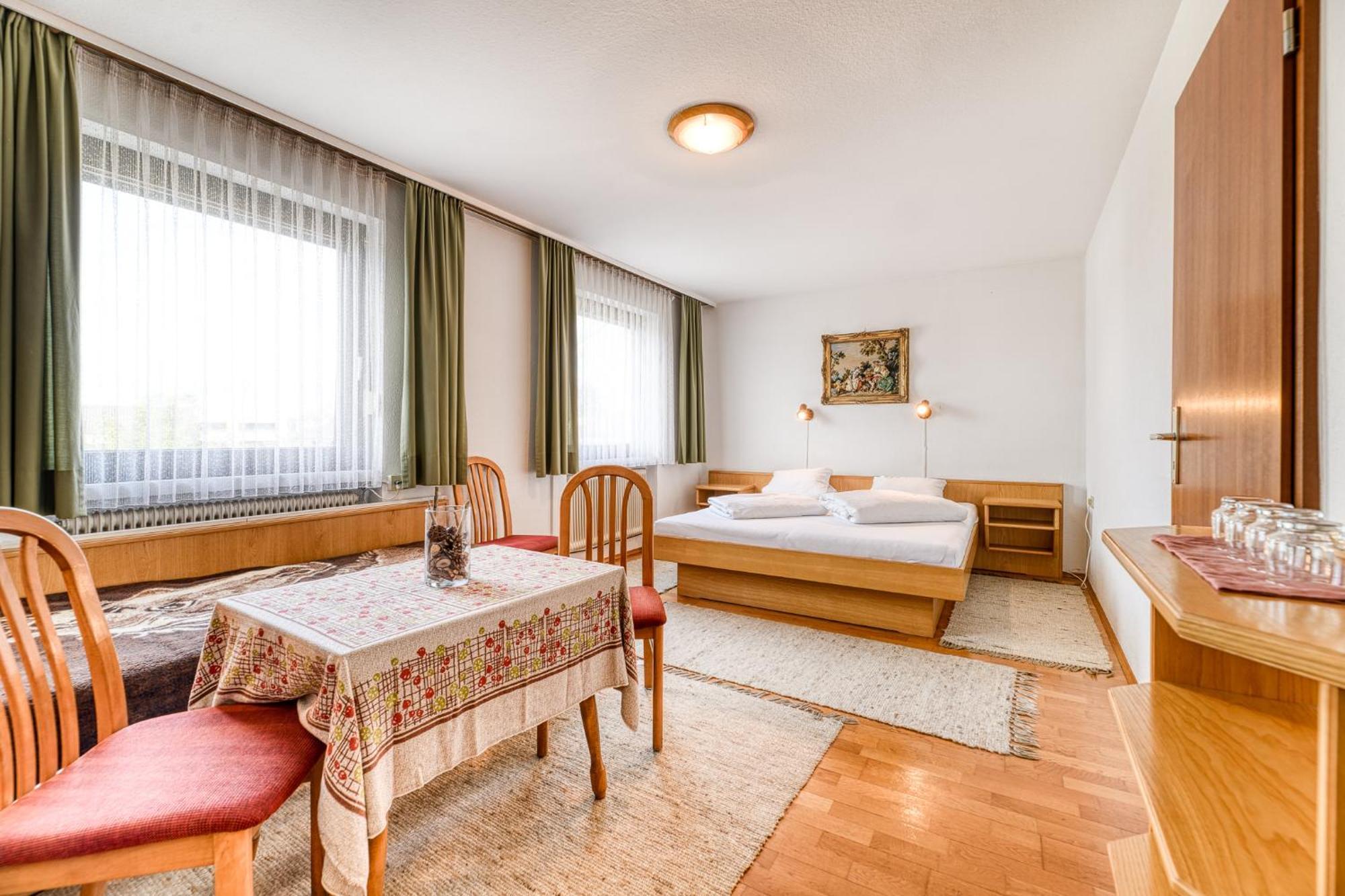 Gasthaus Hecht Hochst Bagian luar foto