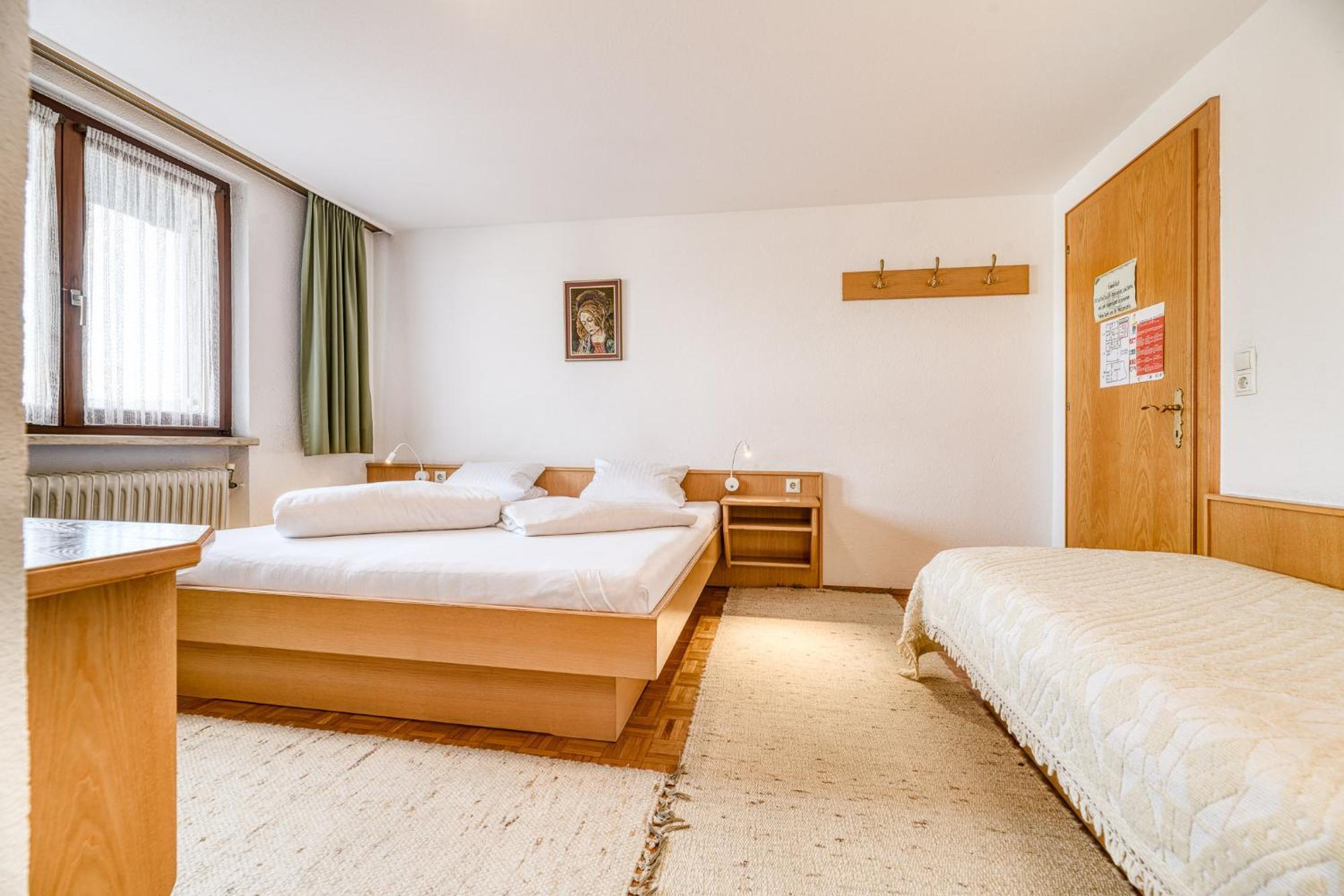 Gasthaus Hecht Hochst Bagian luar foto